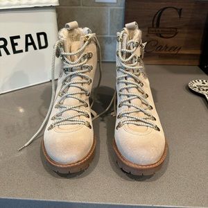 Sam Edelman boots size 8.5